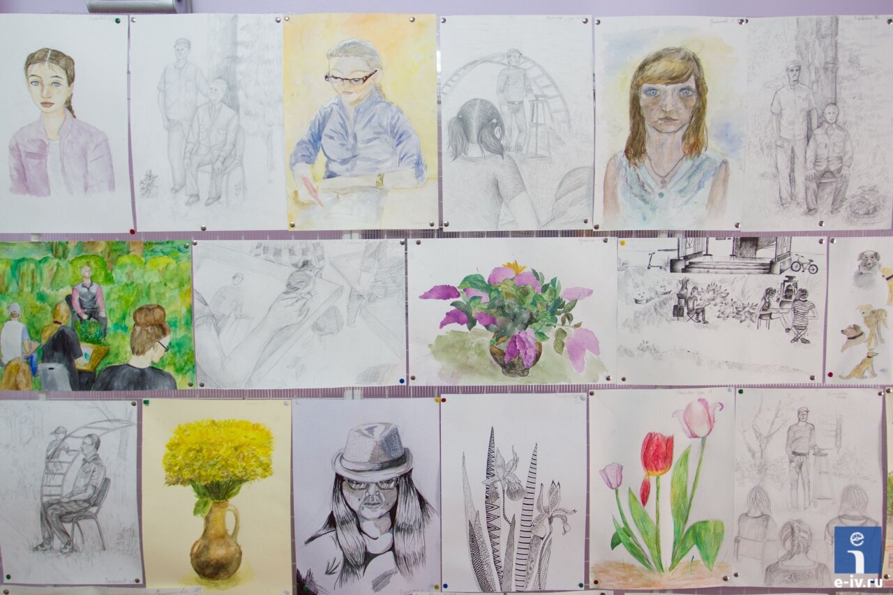 Фото от 22 июня 2015 года, рисунки детей на разные темы, детская художественная школа, город Ивантеевка Московской области
